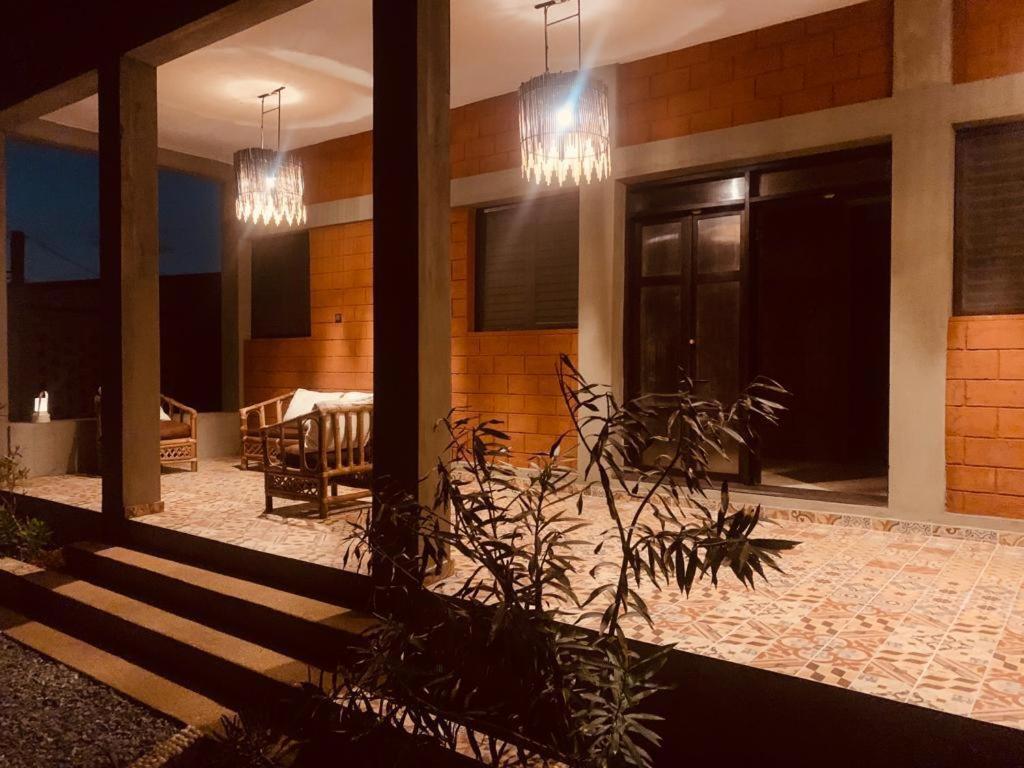 La Maison Bleue Ломе Екстер'єр фото